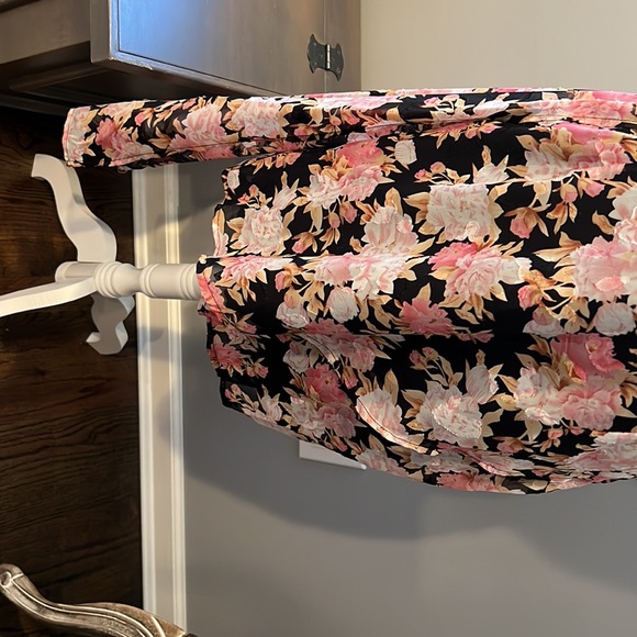 Lulu’s Floral Mini Dress - Picture 3 of 6